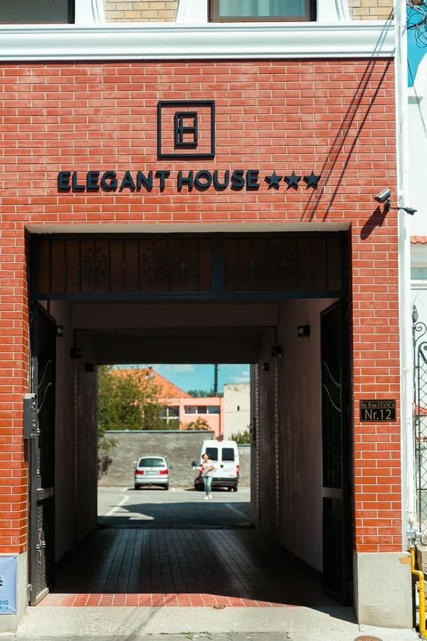 Hotel Elegant House Făgăraş Exterior foto